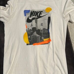 Nike Air Graphic T-Shirt size S